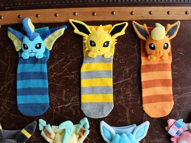 190719_pokecen_socks_04-thumb-640xauto-56093