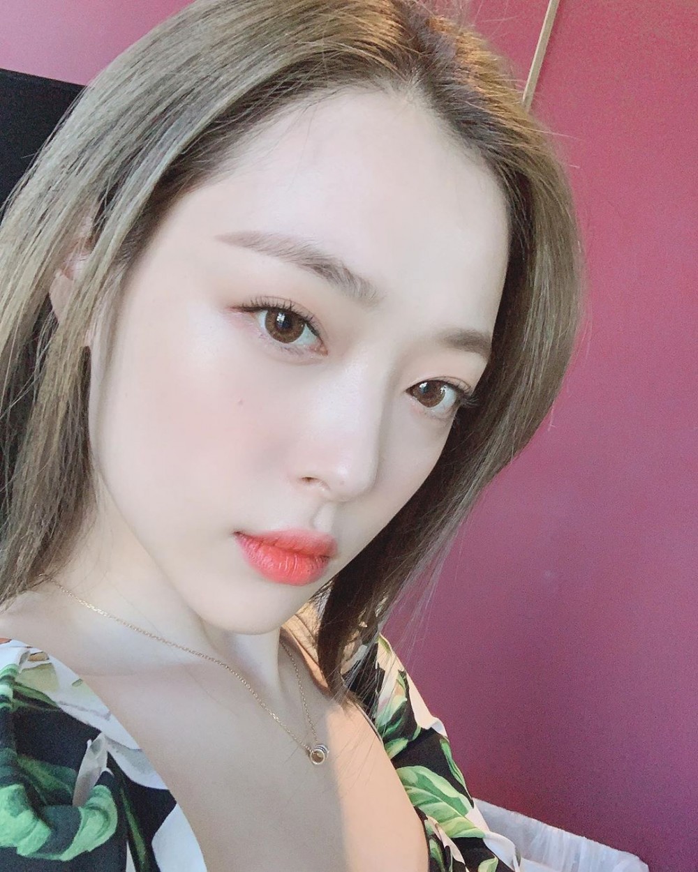 Sulli 雪莉 f(x) 自殺