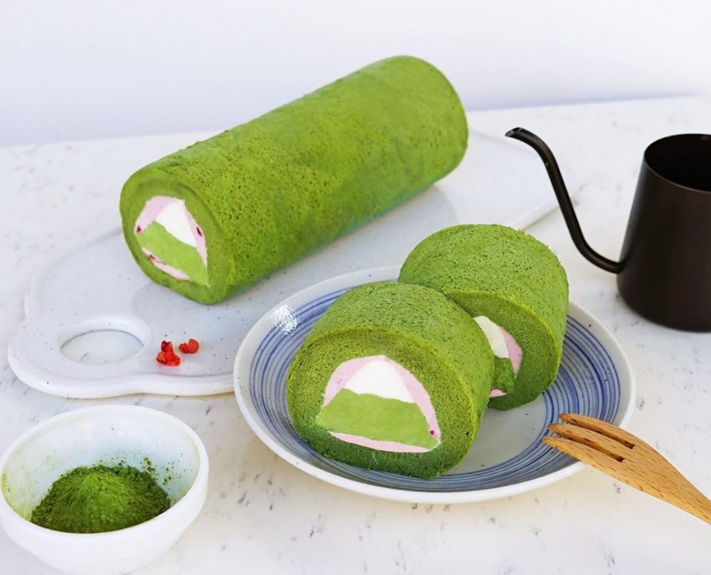 台中 金帛手製 人氣 甜品店 抹莓富士山牛乳卷蛋