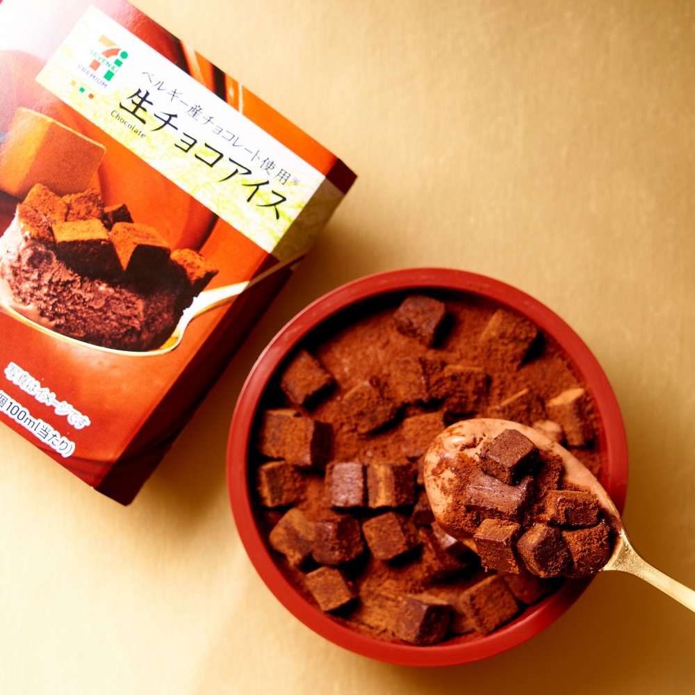 日本711粒粒生朱古力雪糕