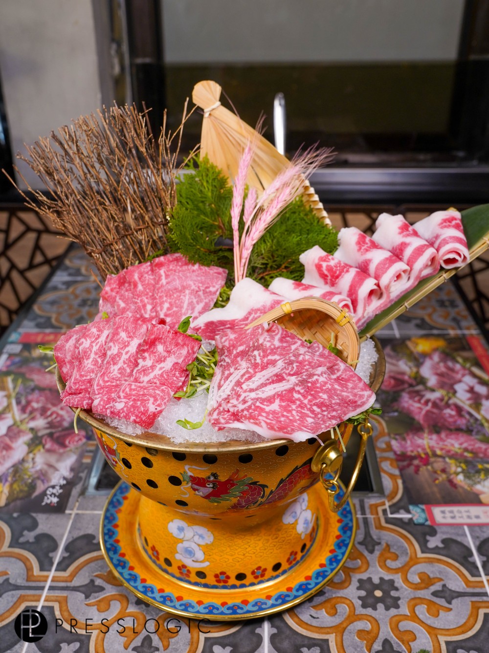 尖沙咀火鍋 宮廷火鍋店 牛肉 和牛