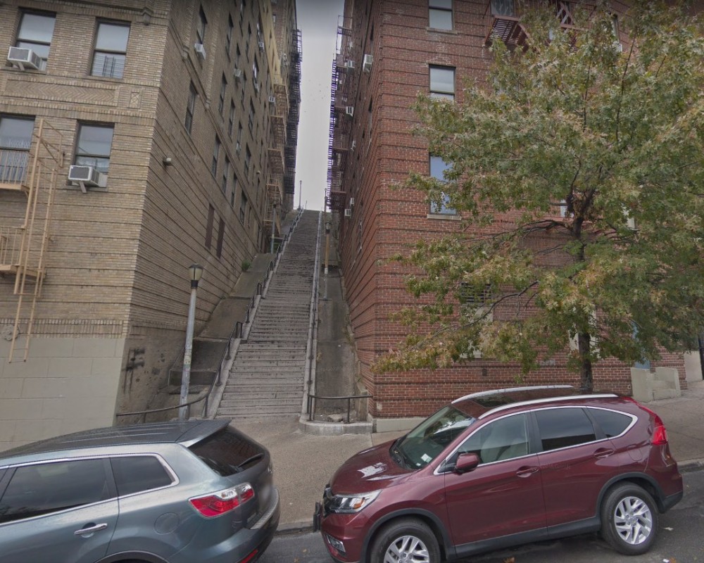 【JOKER小丑】小丑跳舞樓梯成打卡景點 Google Map命名為Joker Stair