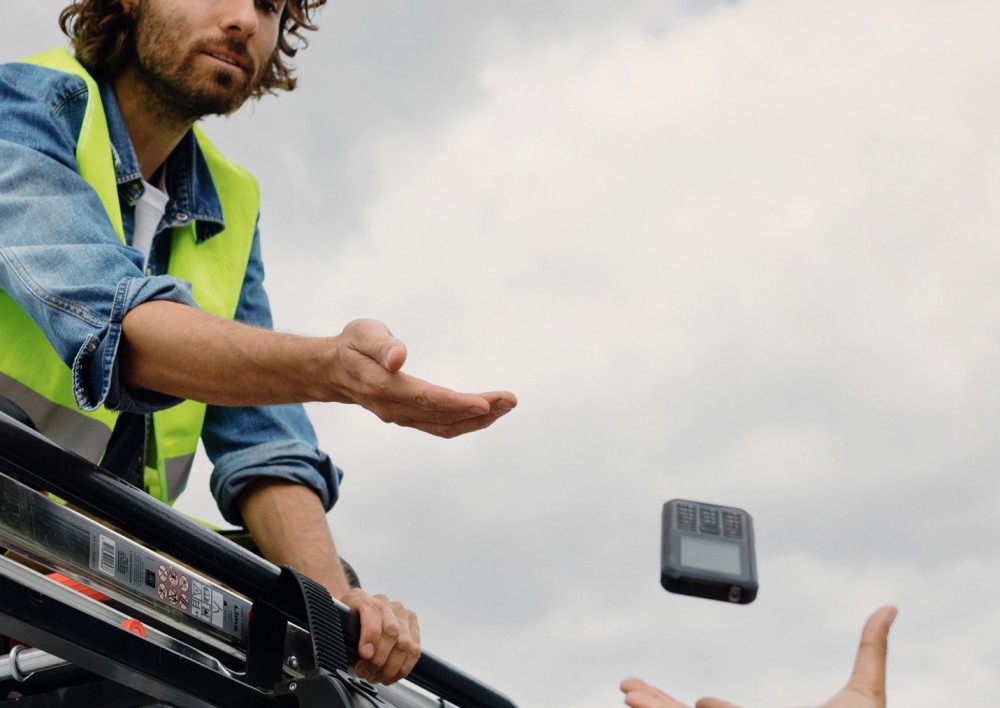 Nokia新手機可承受1.8米高跌下衝擊力