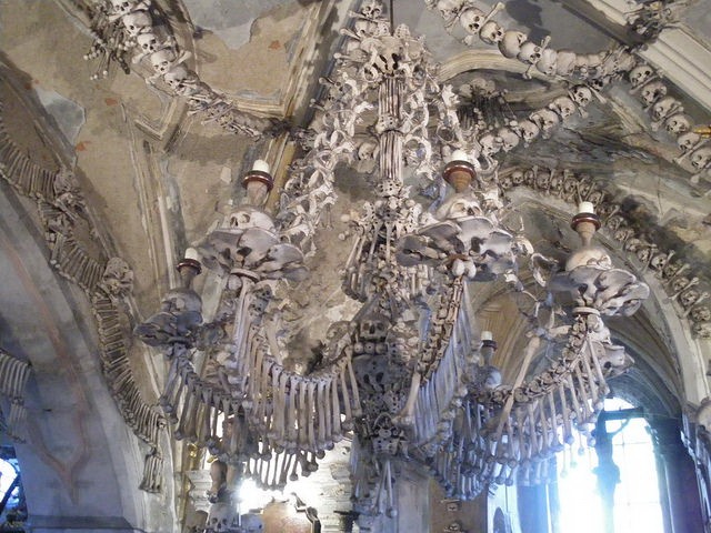 捷克 人骨教堂 Sedlec Ossuary 禁 影相
