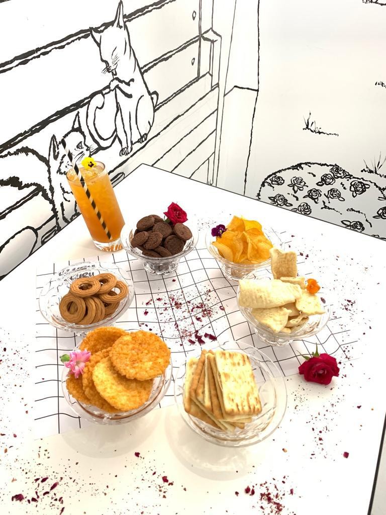 學生優惠 灣仔 免費開放 全白Cafe