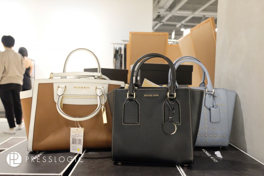 MICHAEL KORS 開倉