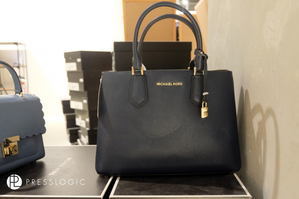 MICHAEL KORS 開倉
