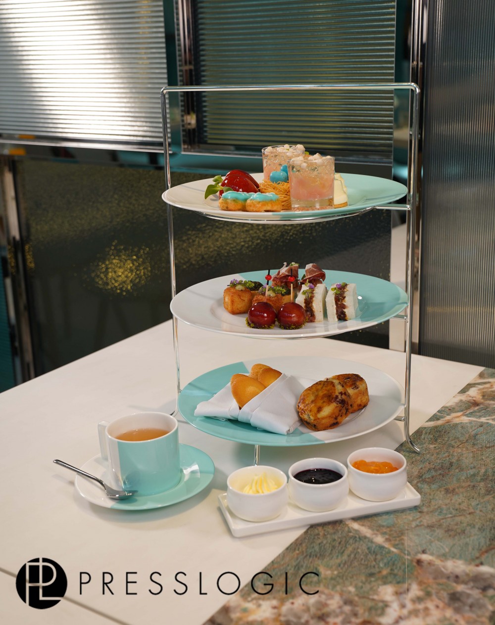 Tiffany blue box cafe 尖沙咀