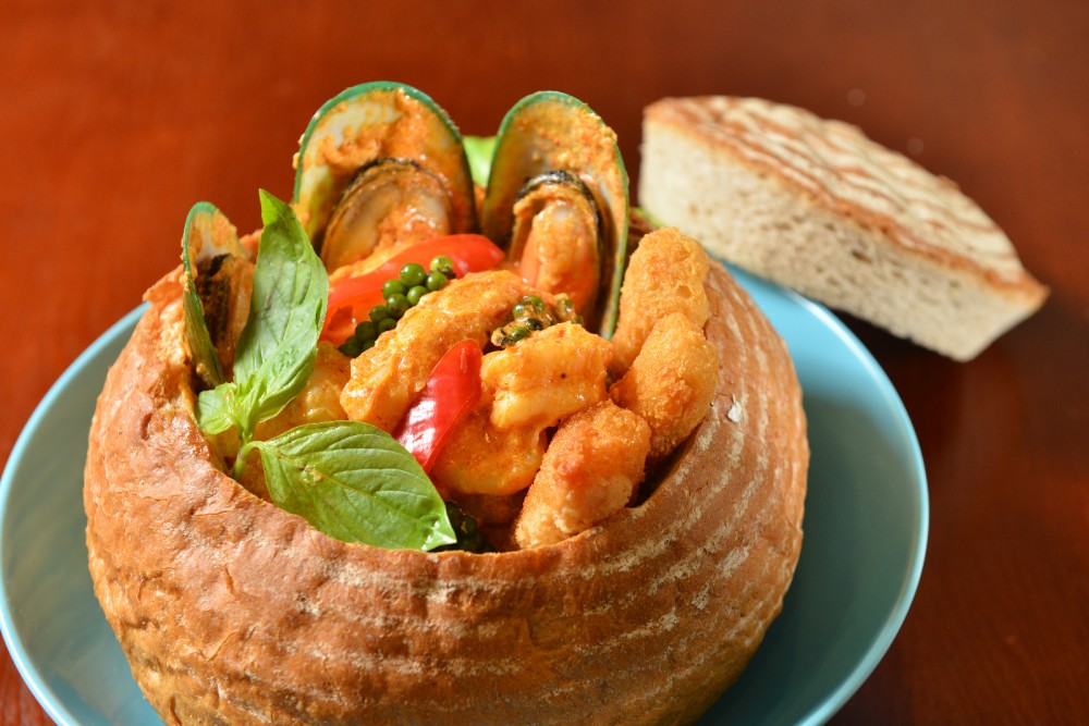 學生優惠，泰國菜，$19，午飯優惠