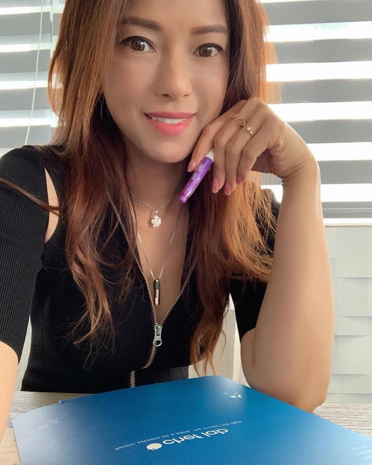 割蓆才女撐警梁芷珊蘭桂坊