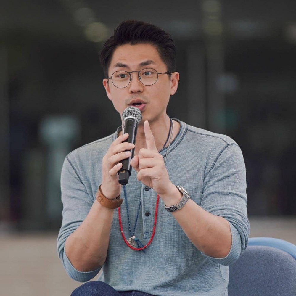 森美黃昏上山諗起香港感鼻酸 電台點中大校歌寄意:希望大家珍重