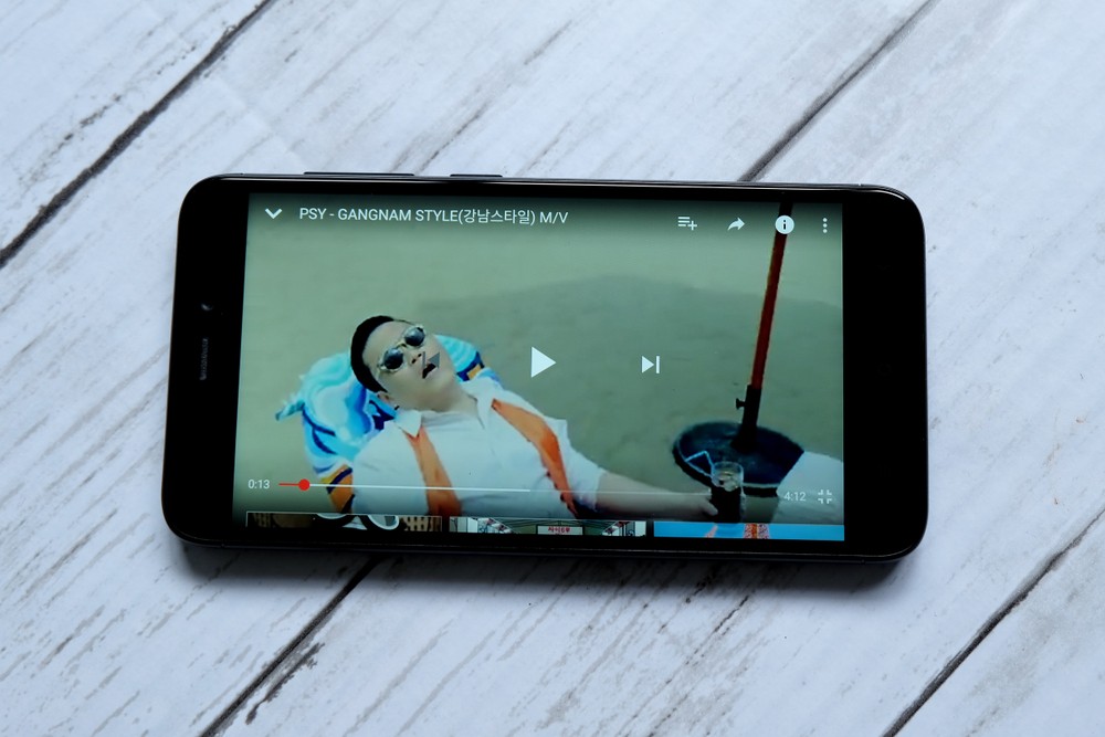 Youtube Music香港上架！可鎖屏聽歌／離線播放 1個月無廣告試用