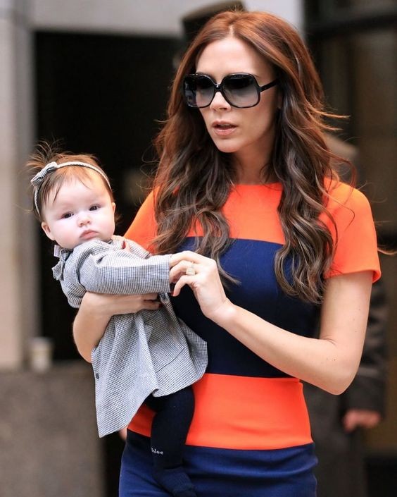 哈七同家人一齊出現時多數都唔洗行路