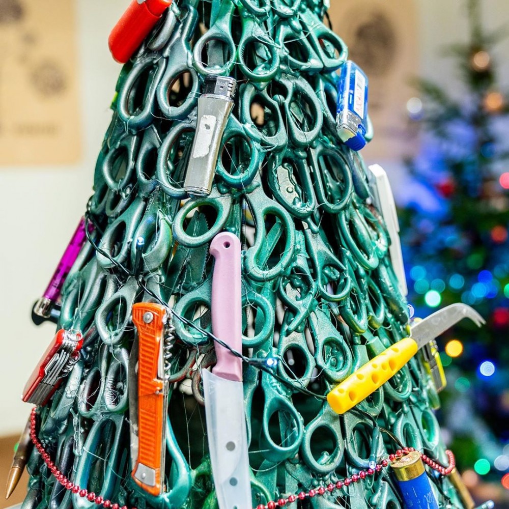 立陶宛 維爾紐斯機場 聖誕樹 違禁品