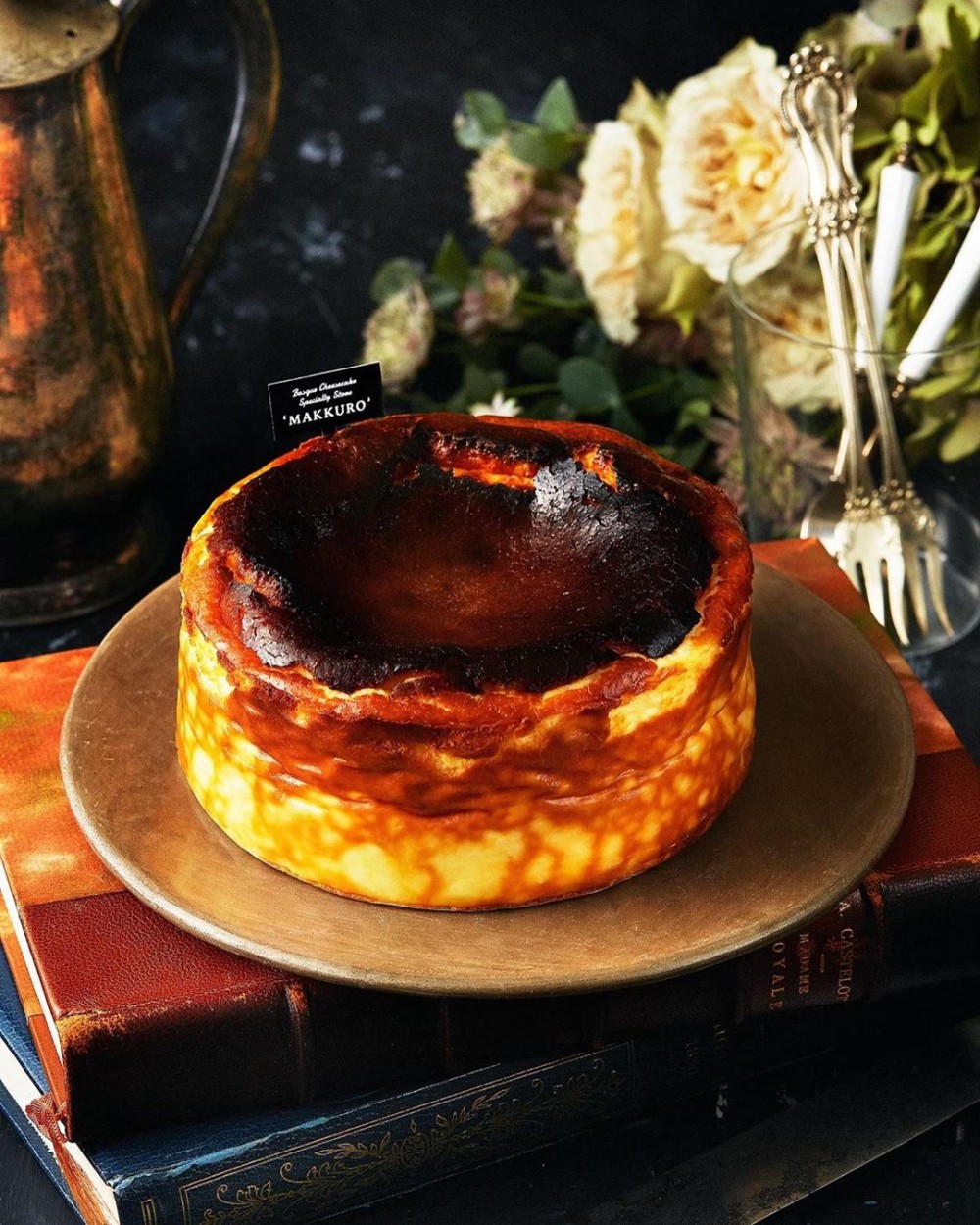 MAKKURO嘅招牌係basque芝士蛋糕