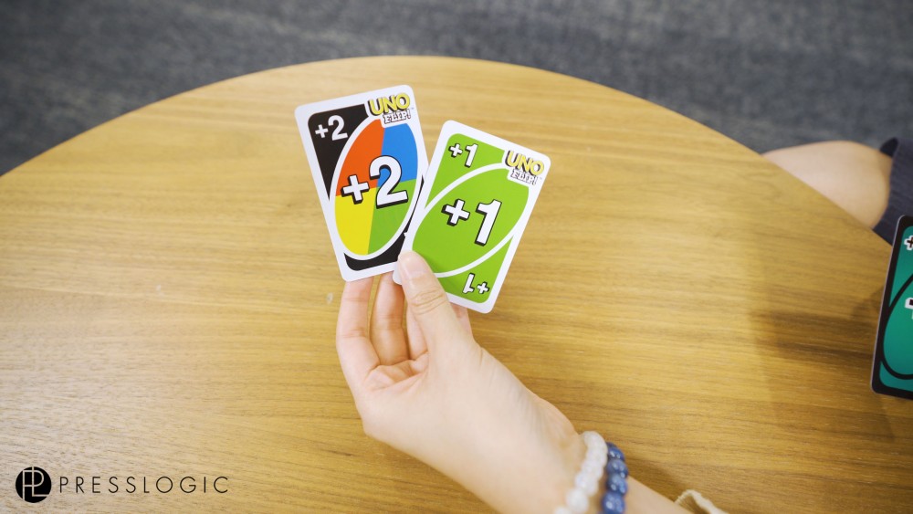 Uno Flip 