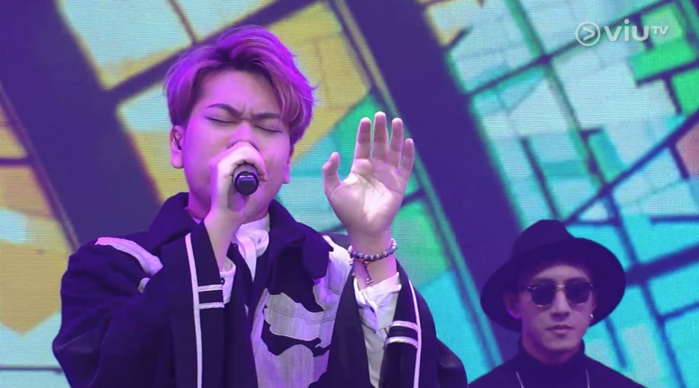 全黑表演 歌詞與抗爭運動有關望鼓勵港人