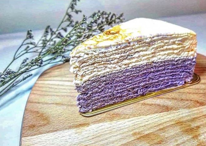 holam_bakery網店店主係一位「90後小男生」,但佢整嘅千層蛋糕都好靚,完全符合女生打卡嘅準則!
