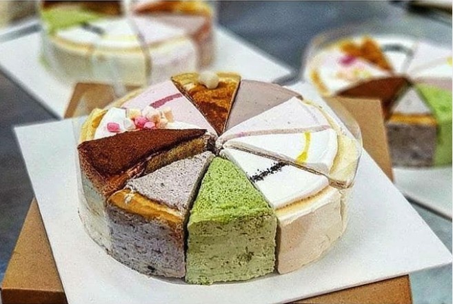 holam_bakery網店店主係一位「90後小男生」,但佢整嘅千層蛋糕都好靚,完全符合女生打卡嘅準則!