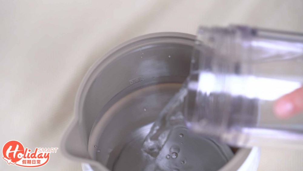 【旅行必備】摺疊式電熱水壺！