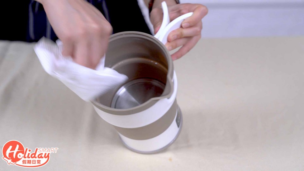 【旅行必備】摺疊式電熱水壺！