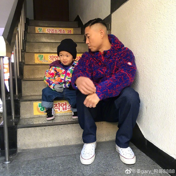 而出演《超人回來了》嘅原因係因為Gary經常睇呢個節目，亦覺得30%工作、70%育兒嘅生活好適合自己，所以決定加入節目。