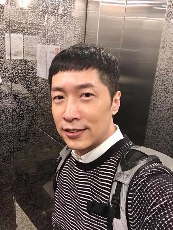 馬浚偉之前喺海外訂購咗800支酒精搓手液,希望可以送畀經常要接觸公共地方嘅失明人士。