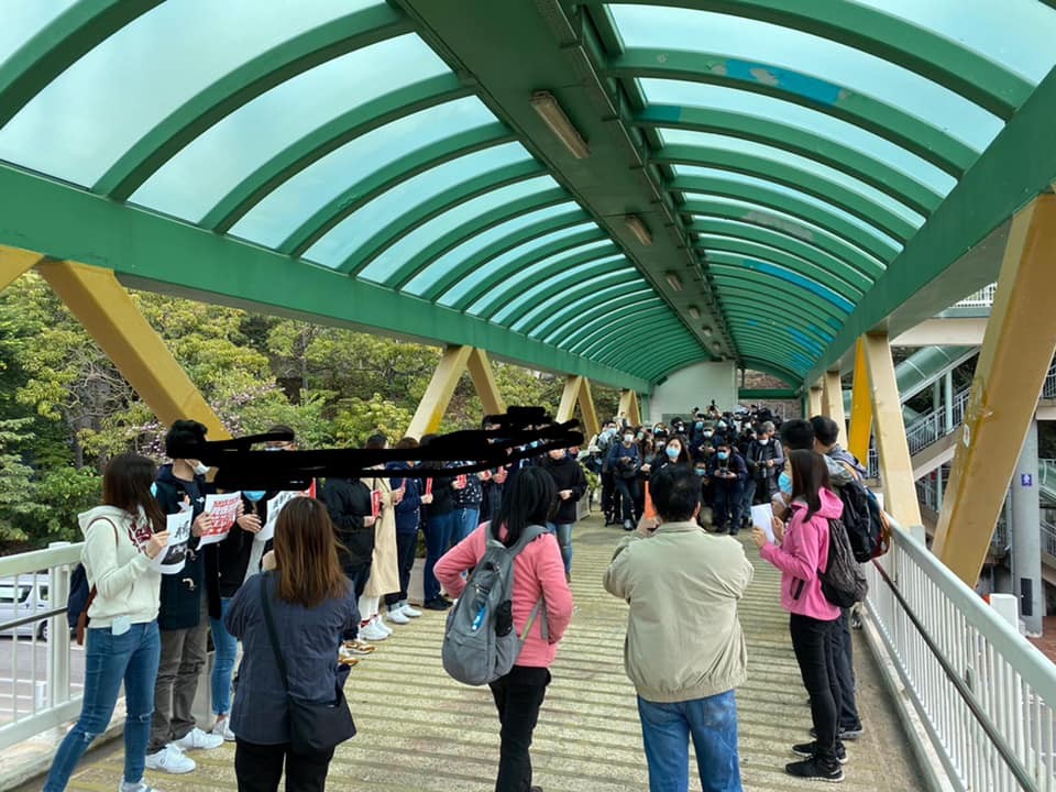 醫管局員工陣線喺多間公立醫院附近設街站，俾響應罷工的醫護人員簽到。