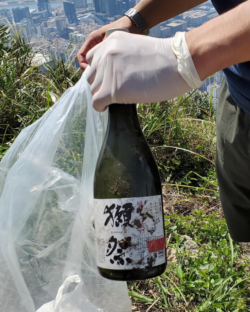 全公司Home Office自發上山執垃圾