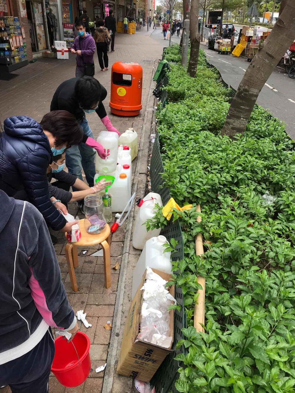 將軍澳良心藥房漂白水自由訂價!