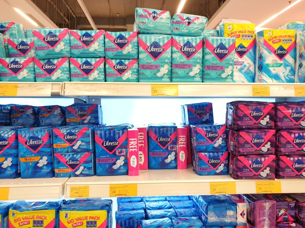 蘇格蘭議會就提出法案,打算免費向所有婦女供應女性衛生用品,包括衛生巾、衛生棉條等用品。