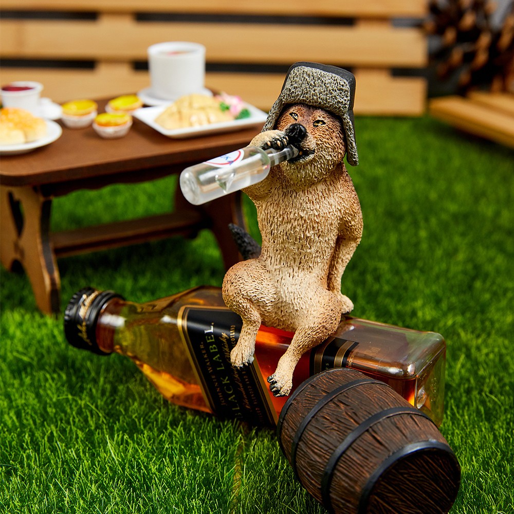 俄羅斯狼飲伏特加