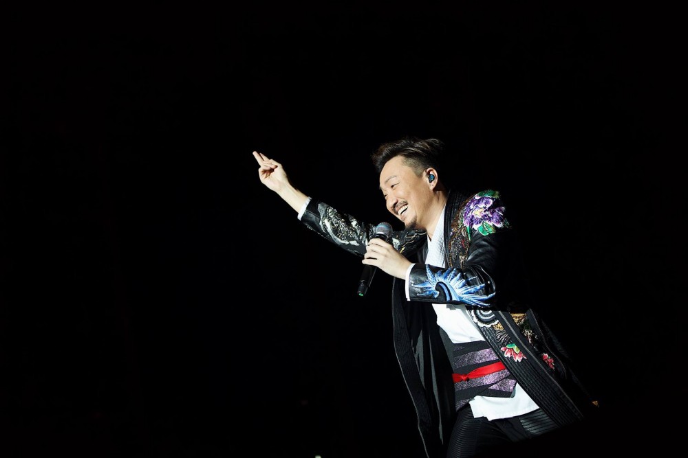 Ronald Cheng 鄭中基 @FB