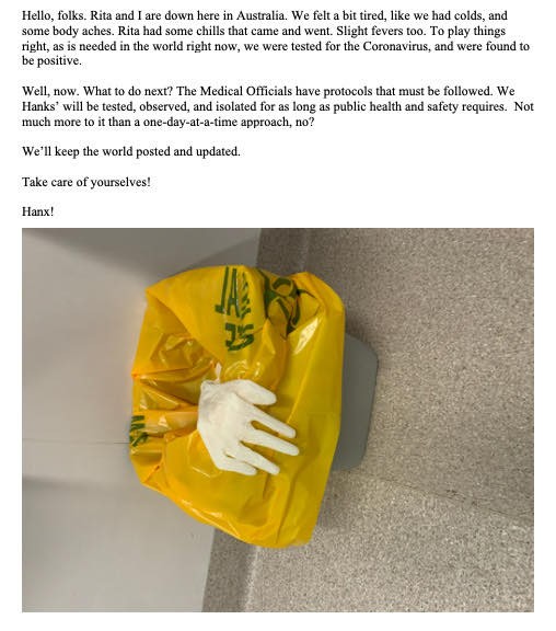 湯漢斯表示夫妻二人感到好似患感冒咁攰、身體疼痛,佢提醒大家要注意身體。