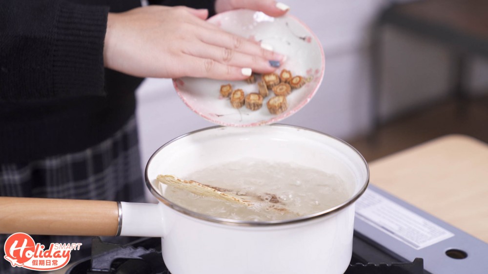 crop2.00_00_18_13.Still003