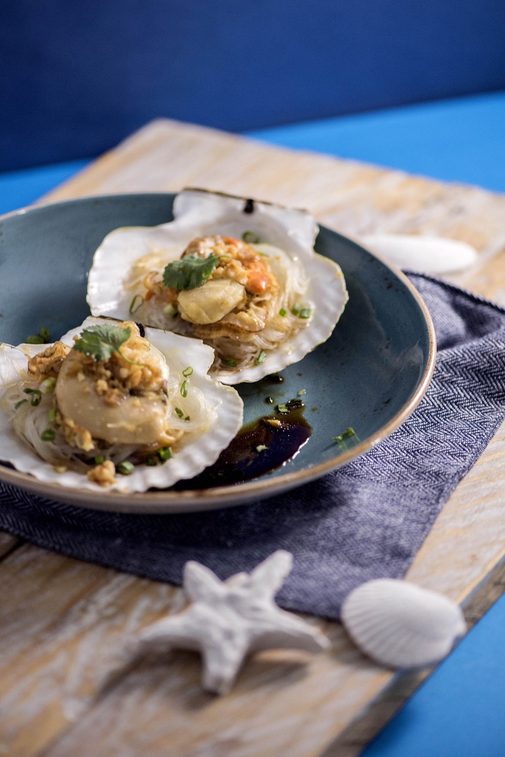 金銀蒜粉絲蒸扇貝