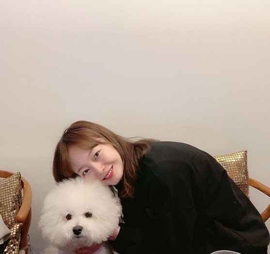 兩人加入初期，惡評非常多，尤其係全昭旻，因為喺節目中表現活躍，《Running Man》一啲外國fans對佢有唔少不滿。