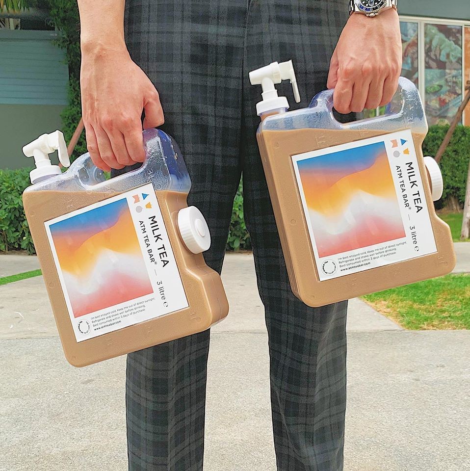 設有手挽,方便攜帶。最啱帶去野餐