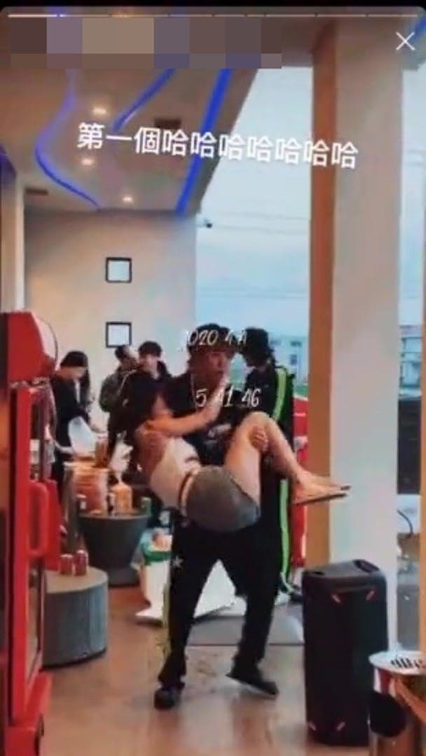 bkn-20200407121705853-0407_00862_001_03p