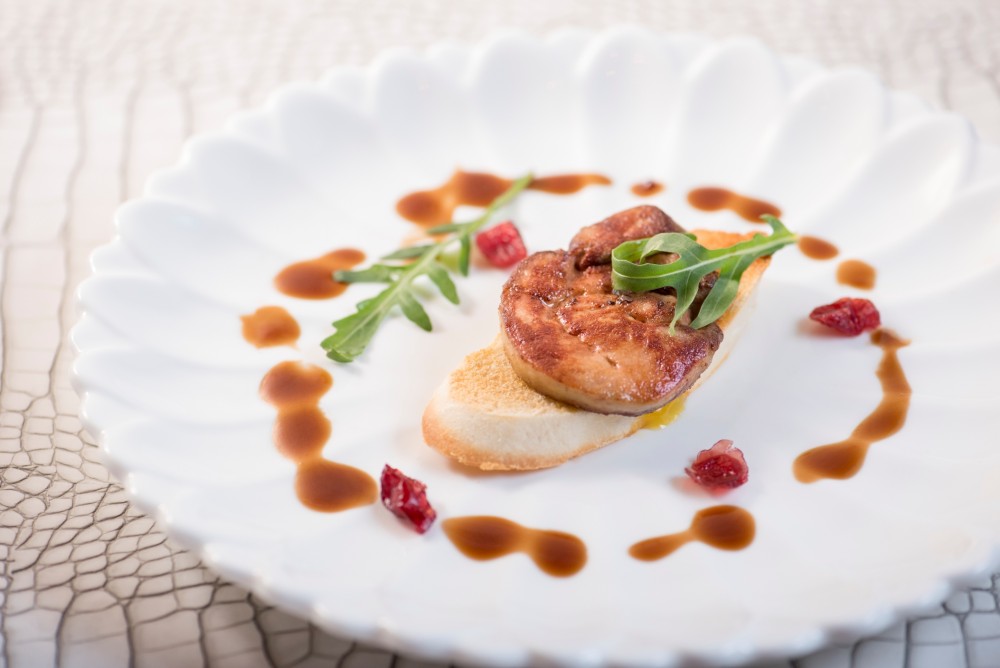 「燕窩‧鮑魚‧龍蝦盛宴」自助晚餐