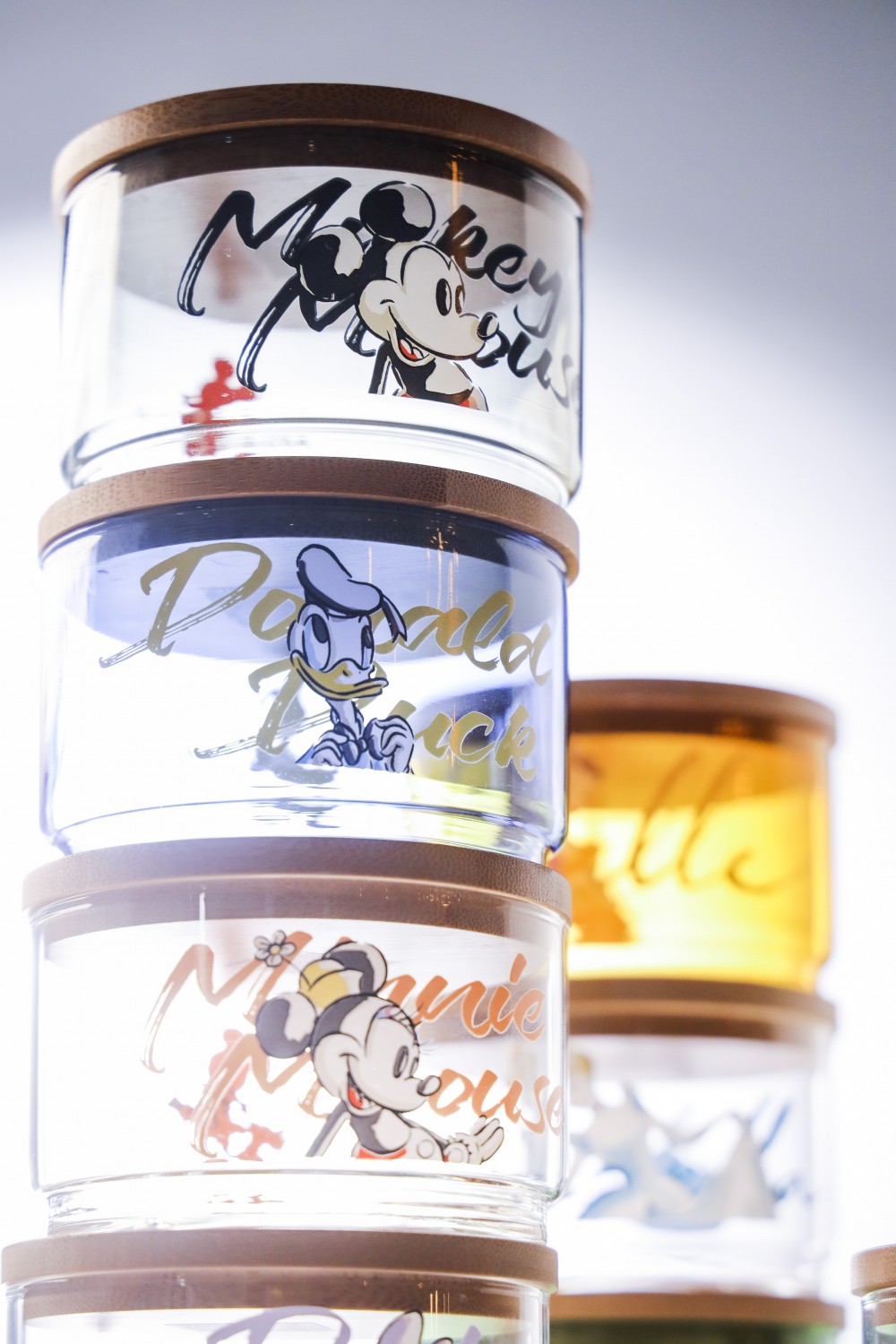 迪士尼8套透明玻璃瓶!5月13日便利店開售 Frozen小白/小魚仙