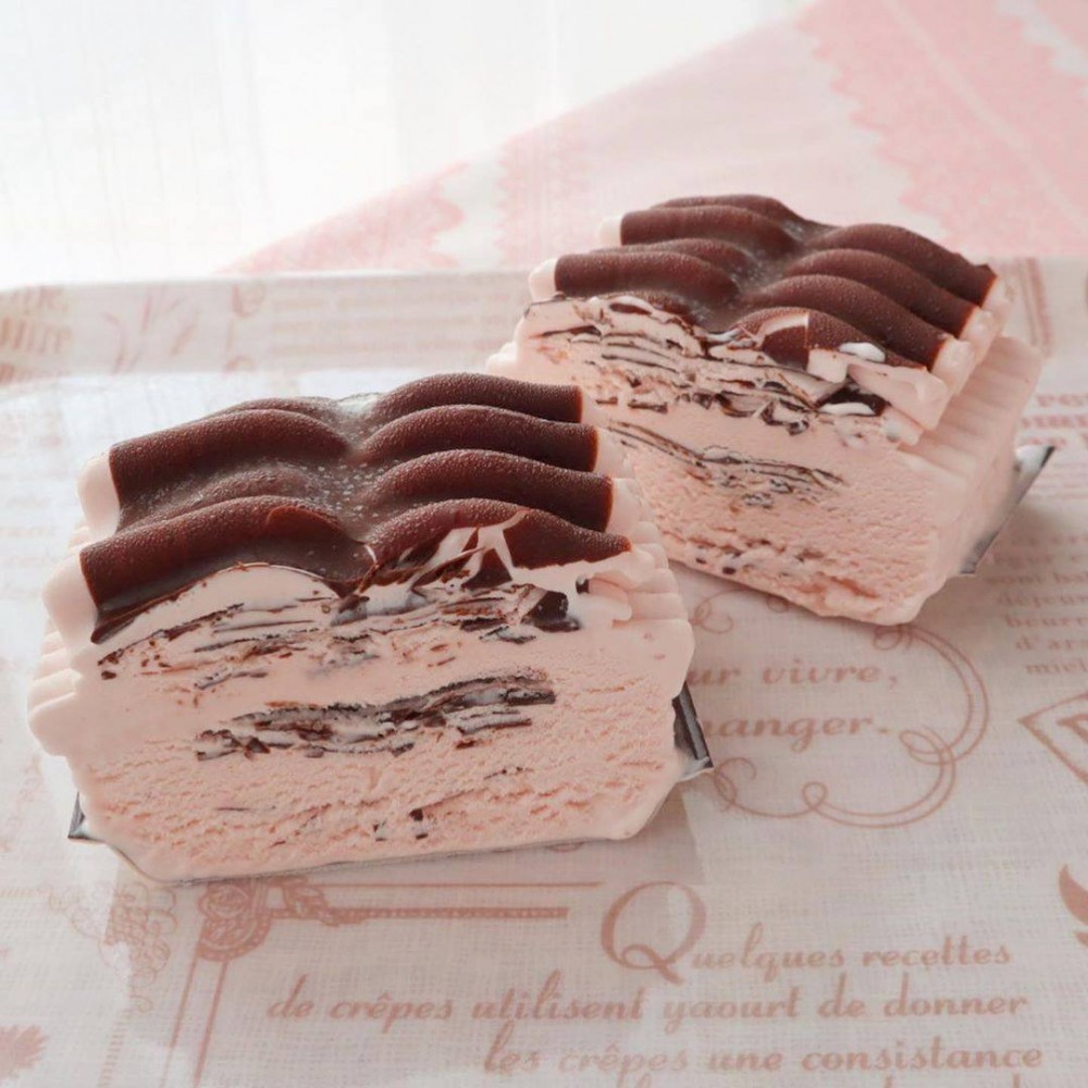 Viennetta士多啤梨味千層雪糕