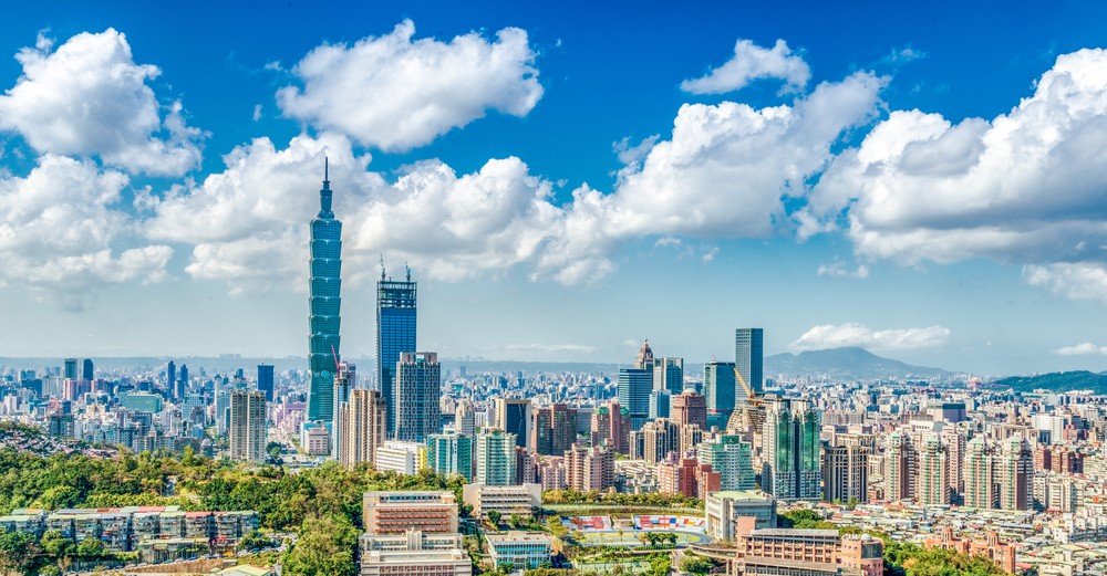 唔少年輕一輩都會萌生移民嘅念頭。而與香港相隔約2小時機程嘅台灣,更係唔少人嘅熱門選擇之一。