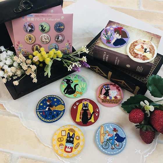 橡子共和國推出電影襟章刺繡。