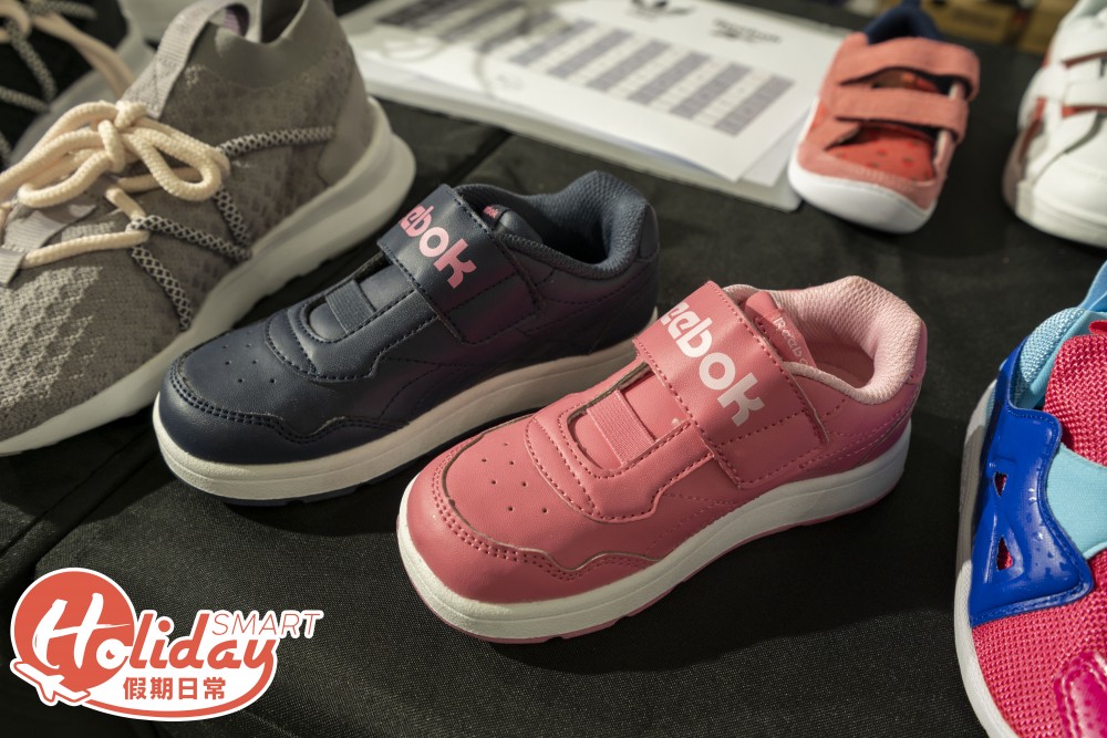 Adidas + Reebok 一連5日開倉~