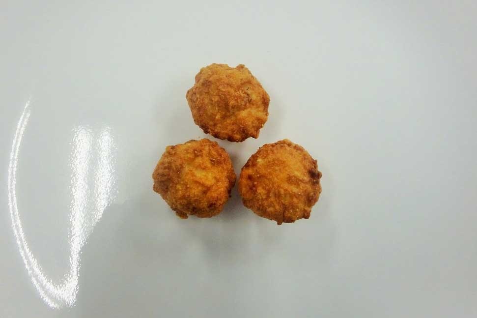 「炸雞君」所用雞胸肉同麵粉都係100%日本製造