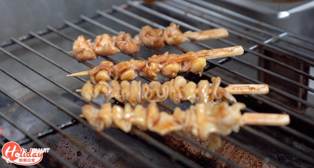 串燒以肉類、海鮮和蔬菜為主。