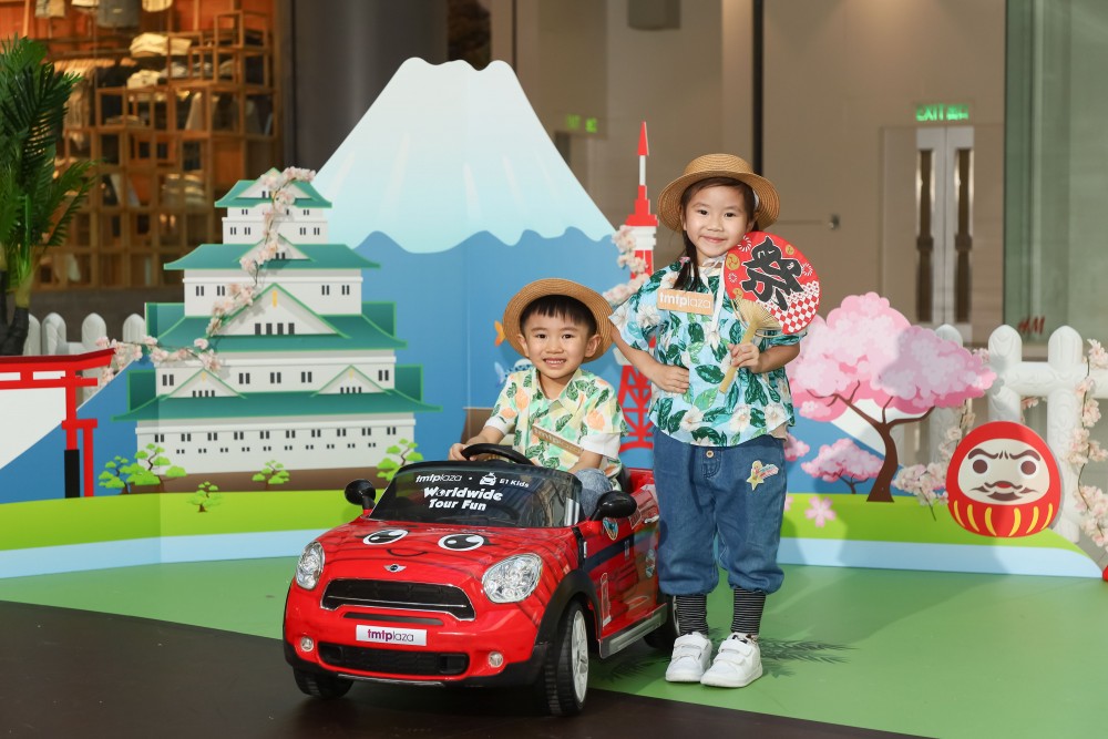 小車手遊世界