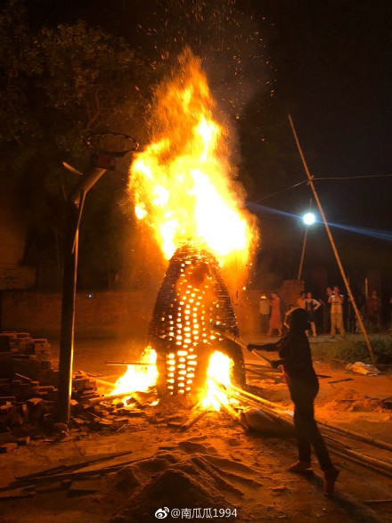 相片來源：新浪微博