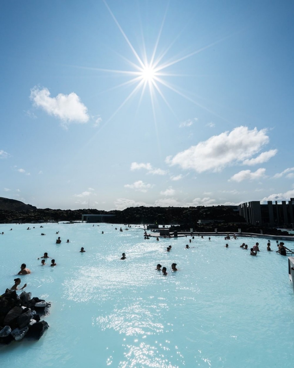 藍湖係冰島著名的旅遊景點！